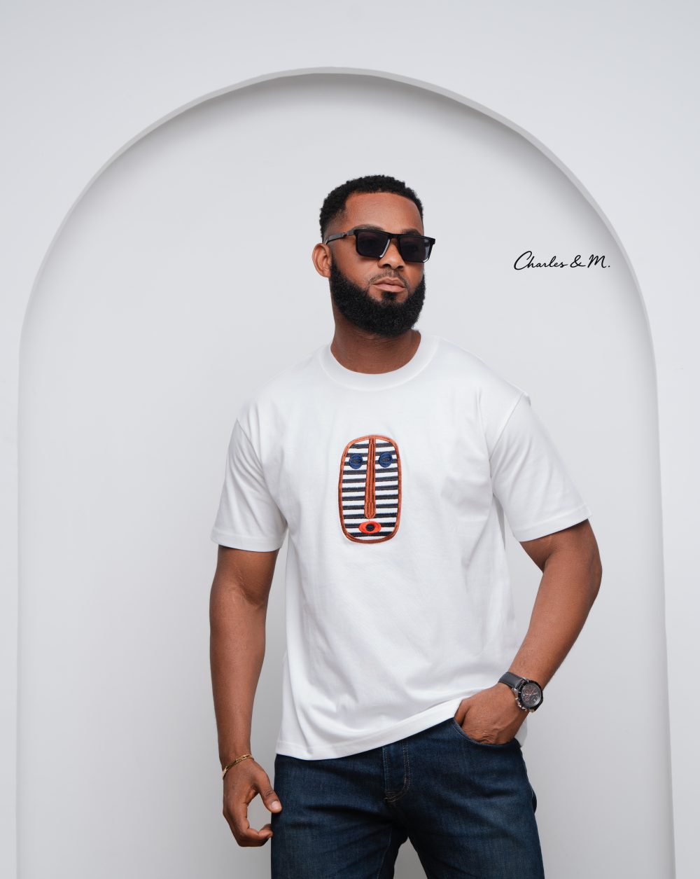 T-SHIRT MOTIF